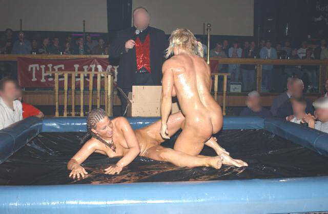 naked+oil+wrestling